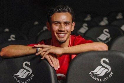 Nathan Tjoe-A-On tinggalkan Swansea