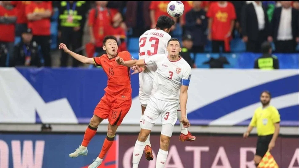 Tekanan Timnas Cina SUGBK